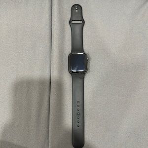 Apple Watch SE black band 40mm box included with charger